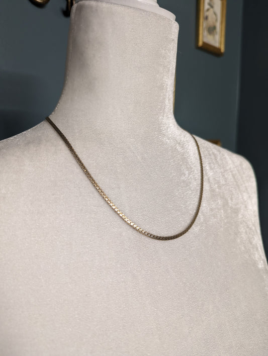 Goldtone Flat Serpentine Chain